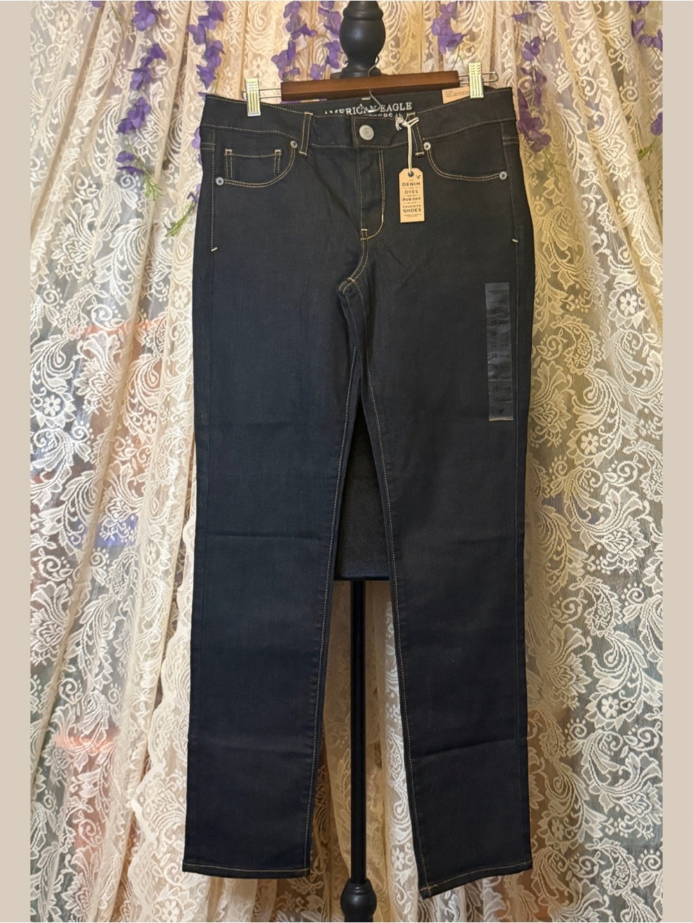 American Eagle Outfitters NWT Dark Wash Skinny Jeans Size 10 31” Inseam